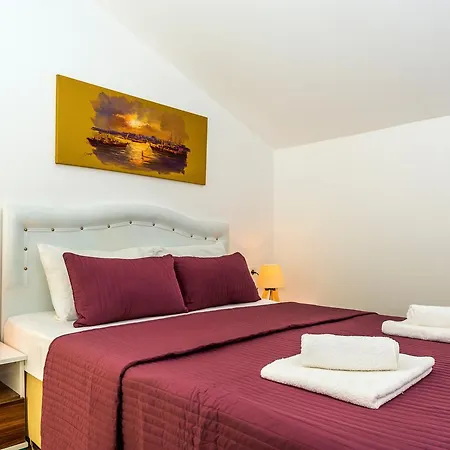 Apartament Pinara